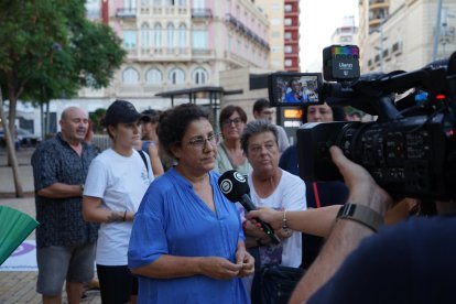 Concentración en la Puerta de Purchena.