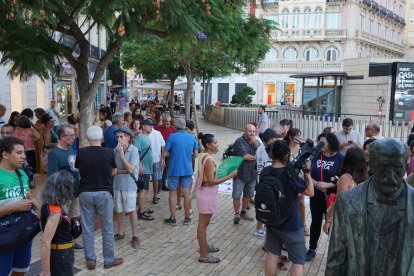 Concentración en la Puerta de Purchena.