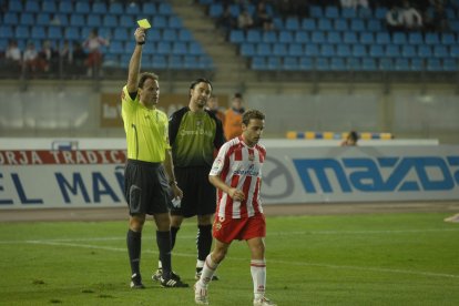 Amonestando a Albert Crusat que acabó en la calle.