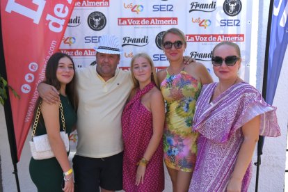 La familia Pérez Beltrán disfruta de la feria de Antas este sábado 9 de septiembre.