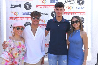 Mari Carmen, Antonio, Luis y Laura no se han perdido ni un día de la feria en honor a su patrona.