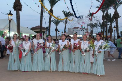 La ofrenda floral a la Virgen de la Cabeza patrona del municipio.