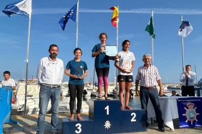 Podio femenino sub-16.