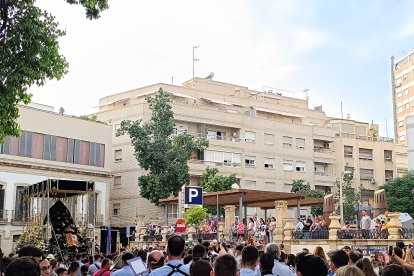Los Dolores del Sepulcro, en la plaza San Pedro. 