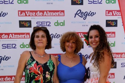 Leo, Paqui y Ana Minerva celebrando la feria en honor al patrón de Vera.