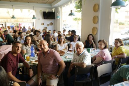 Familia Segura Pérez en la feria de mediodía veratense.