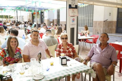Ana, Antonio, Alejandro y Cristina en Regio Gastrobar.