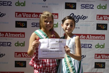 María y Rocío han ganado un bono para canjear en El Horno de Martín.