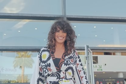 María Muñoz, de Málaga, fue nominada en la categoría Vida por su obra \'Crea el hábito meraki en ti\'.