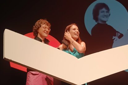 Irena Miranda y Andrés Ribada, ganaron el premio en la categoría de Fantasía y Ciencia Ficción y reivindicaron que la fantasía es libre y antirracista.