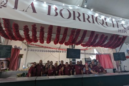 La Hermandad de la Borriquita lo dio todo para que la feria saliese a pedir de boca.