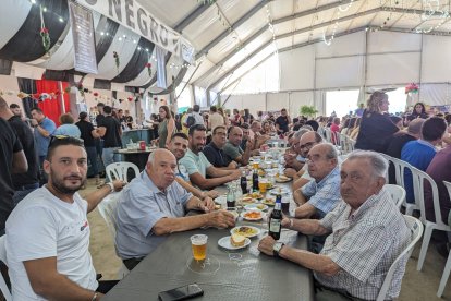 Equipo de Aro-Peregrín.