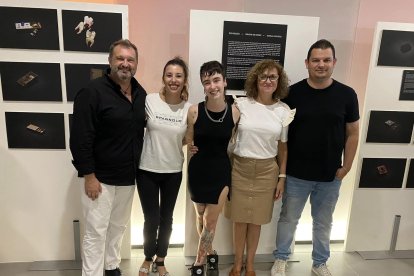 Inauguración de la exposición de la artista pulpileña Noelia Navarro.