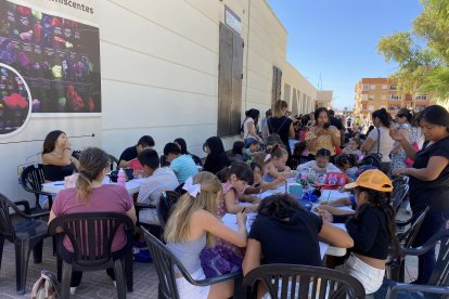 Actividades preferia para los más pequeños con concurso de dibujo.