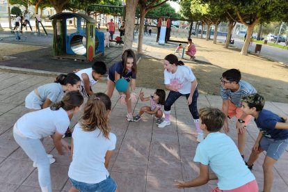 Actividades preferia para los más pequeños con concurso de dibujo.