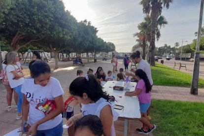 Actividades preferia para los más pequeños con concurso de dibujo.