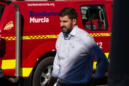 El vicepresidente de la Región de Murcia, José Ángel Antelo, llega al lugar del suceso.