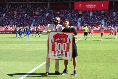 El Assy y Robertone en la previa del Almería-Granada.