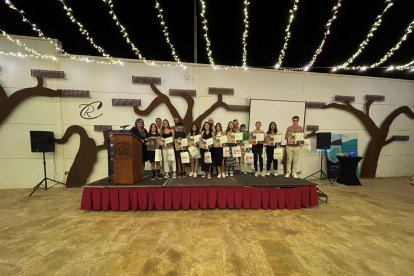 Alumnos con el certificado A2.