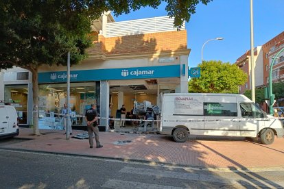 Estado del cajero tras la explosión de esta madrugada.