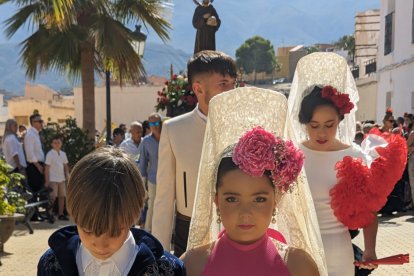 Hugo Ayora y Sofía Mañas son la pareja real infantil de esta Feria 2023.