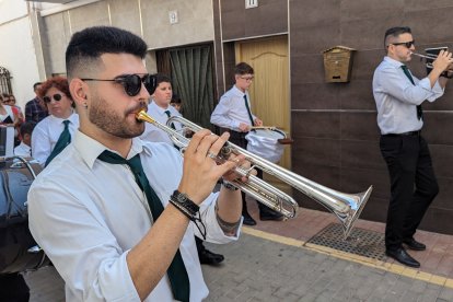La banda municipal de Turre ha acompañado con sus cornetas y tambores.