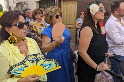 Los vecinos no se han perdido este primer día de festejos turreros.