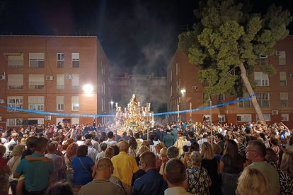 Porta Coeli, en una de las plazas más populares de la zona.