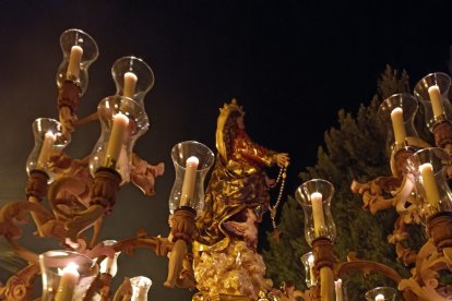 Vista lateral de Nuestra Señora del Rosario, Porta Coeli.