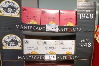 Los almerienses este año podrán comerse los mantecados en bañador.