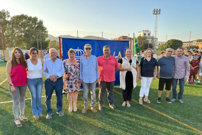 Las autoridades en el acto de homenaje.