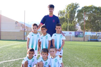 Equipos en todas las categorías.