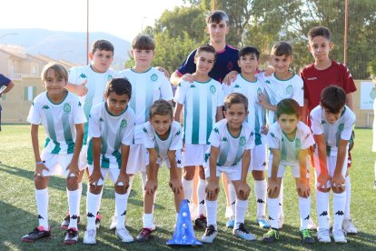 hasta más de un equipo por categoría.