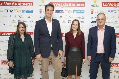 Sabina Torralba, Antonio Herrera, Alicia Piñero y Álvaro Islán de Hidralia.