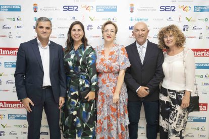 Félix García y María Cuenca (Kimitec), Antonia Sánchez Villanueva, José Manuel Rodríguez, consejería de Industria, Energía y Minas y María José Dedulio, de Diputación de Almería.