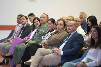 Entre las distintas autoridades estuvo presente el teniente coronel Juan José López García.