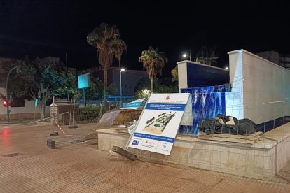 Efectos de la borrasca en la Rambla, cerca del Anfiteatro.