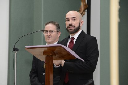 Intervención del presentador del cartel, Antonio Martínez.