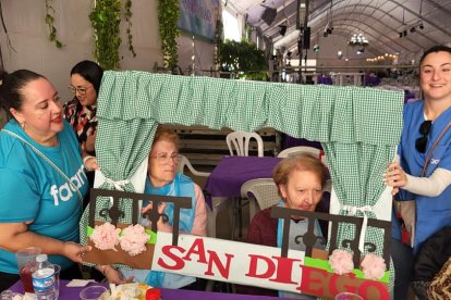 El Centro de Día también ha disfrutado de la Feria del Mediodía de San Diego 2023