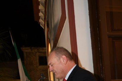 Antonio Fernández Liria, alcalde de Cuevas del Almanzora dedicó unas palabras a sus vecinos.