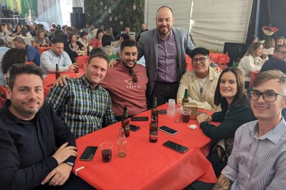 Equipo Instelnet: Francisco, Jose Antonio, Jose Carlos, Antony, Mary Nieves y Charly.