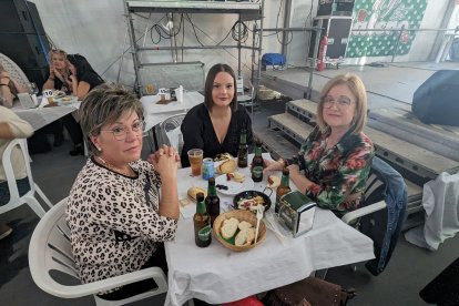 Pepi, Raquel y Joaquina.