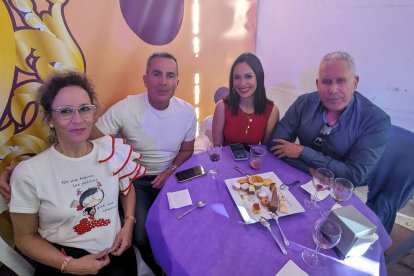 Gabi, Jose,, Gabriela y Ángel.