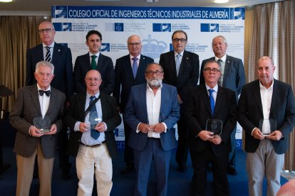 40 años como colegiados.