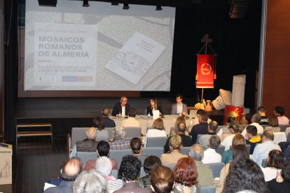 Presentación de \'Mosaicos Romanos de Almería\'.