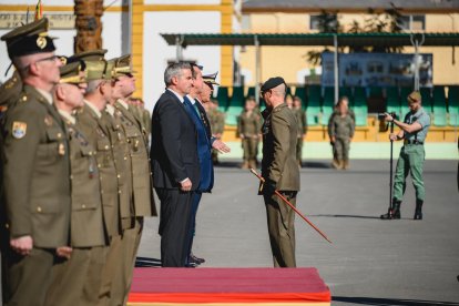 El jefe de la División Castillejos, general de división José Manuel Vivas Urieta, presidió el acto.