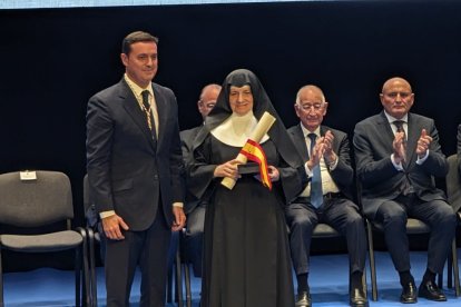 Medalla de lo social para las Hermanitas de los Ancianos Desamparados