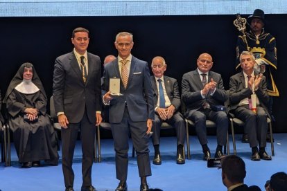 Medalla de Oro de la Provincia a Juan Carlos Usero