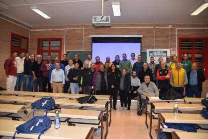 Los colegiados posando tras la jornada.