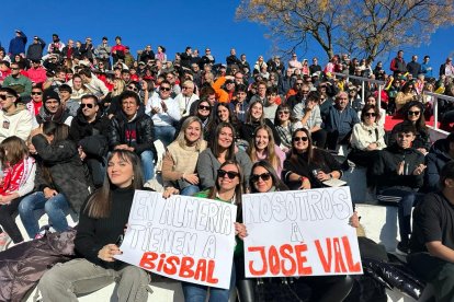 Una de las imágenes curiosas en la grada.